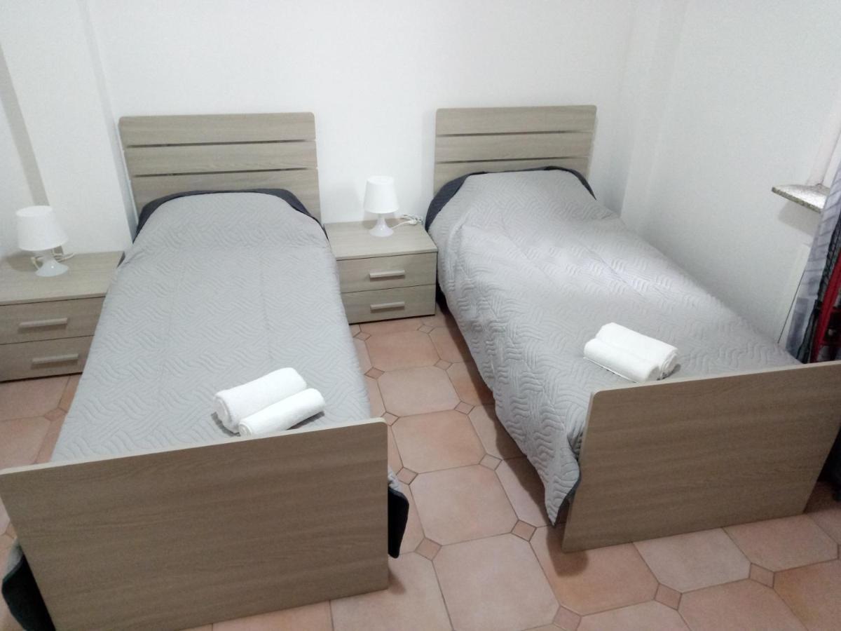 B&B Mike Novi Ligure Ngoại thất bức ảnh